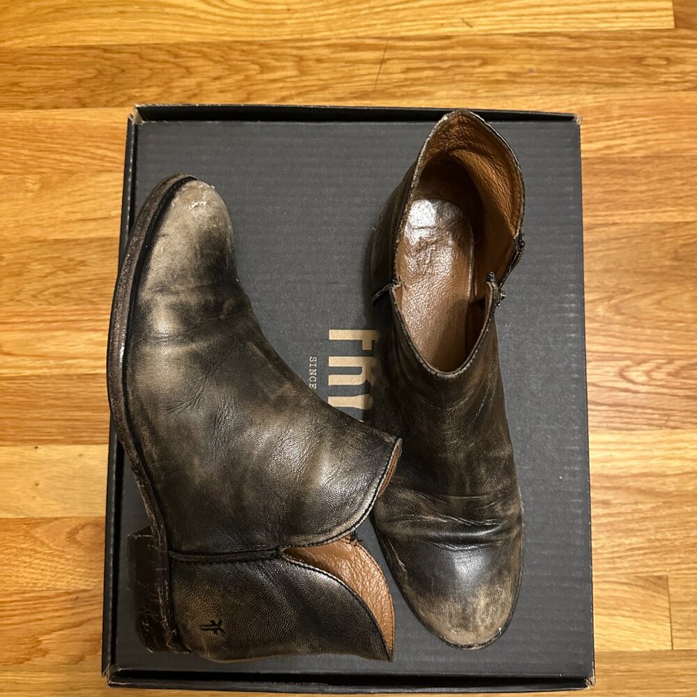 Frye Melissa Shootie 2 - Picture 3 of 15